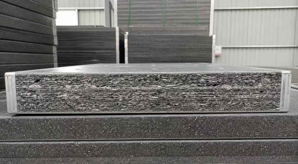 GMT pallet fiber-reinforced composite construction showing glass fiber mat layers