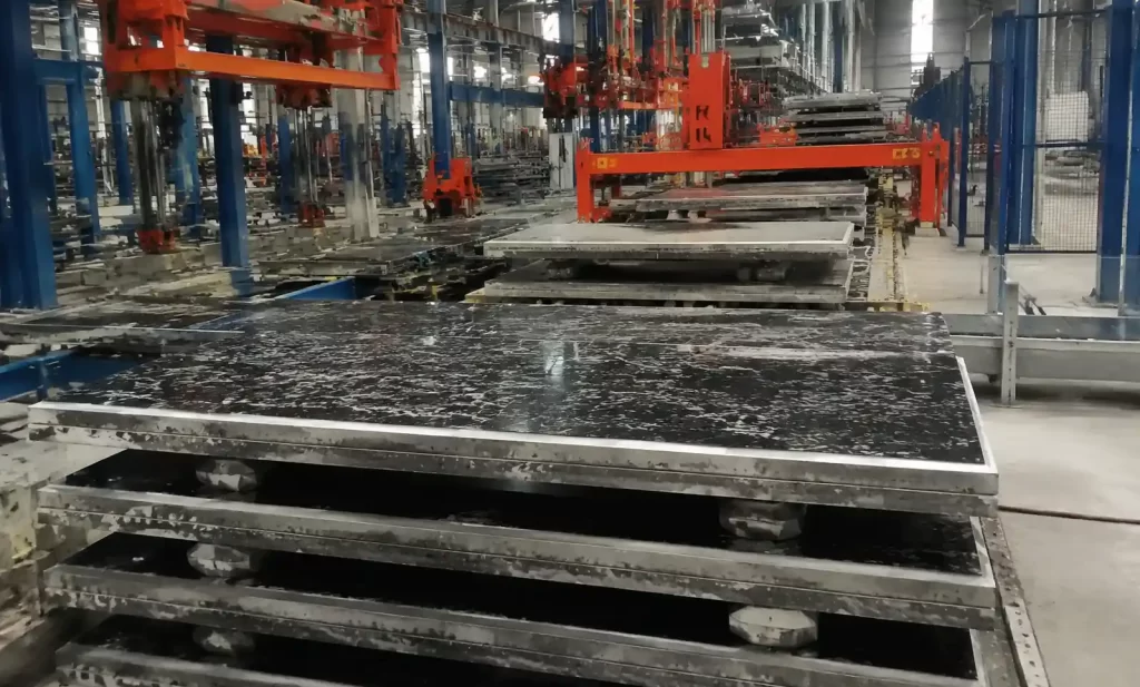 European brick manufacturing facility using compliant GMT pallets