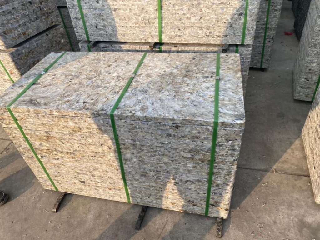 White vs Black Pallets: Color Impact on Brick Curing Process