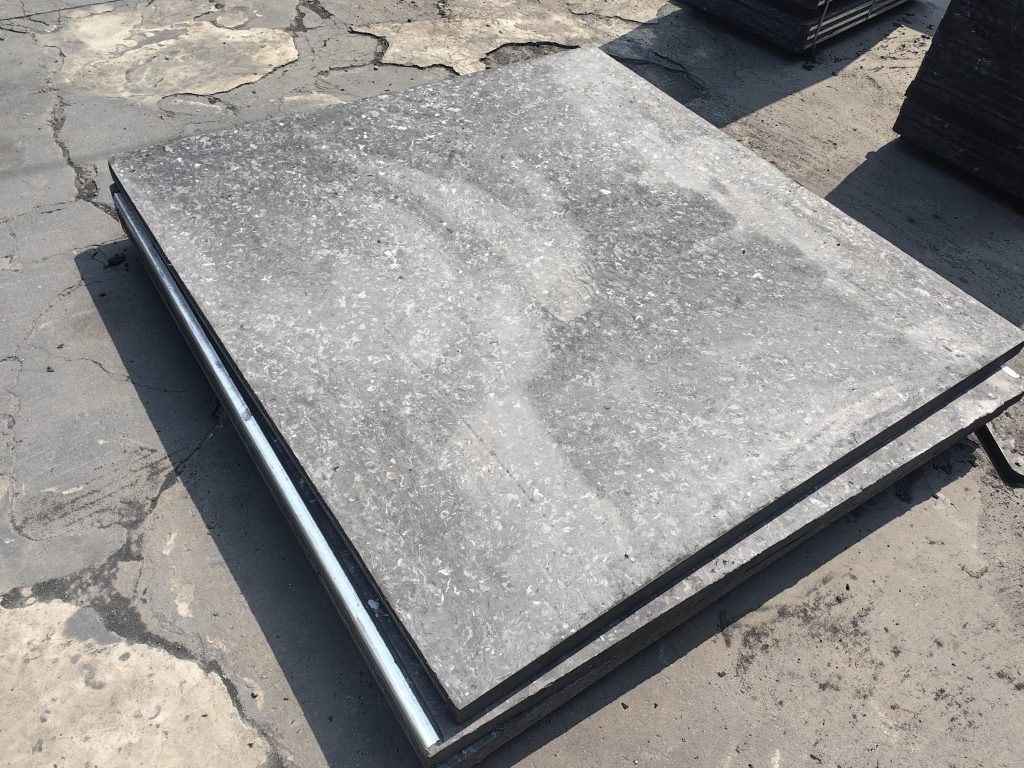 GMT pallets in cooling fixtures for controlled temperature reduction and dimensional stability