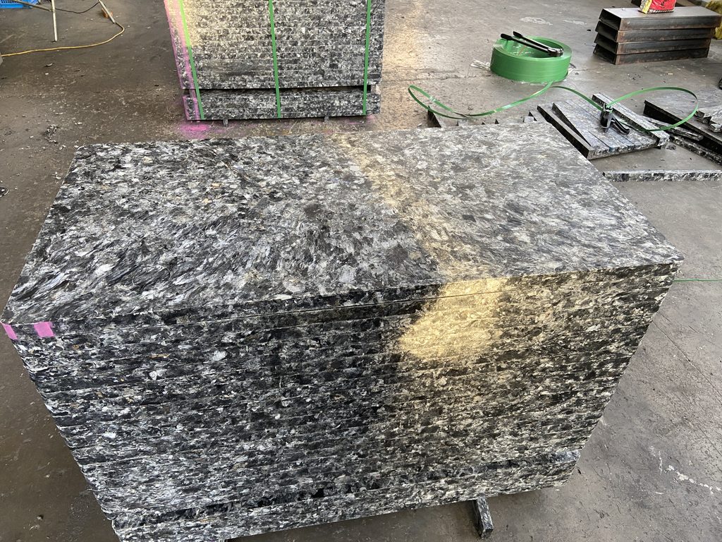GMT brick pallets showcasing recyclable thermoplastic material composition
