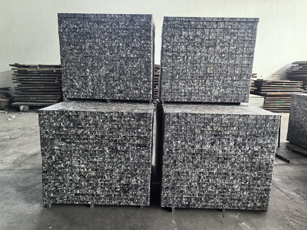 Moisture-resistant GMT fiber pallets in high-humidity curing environment