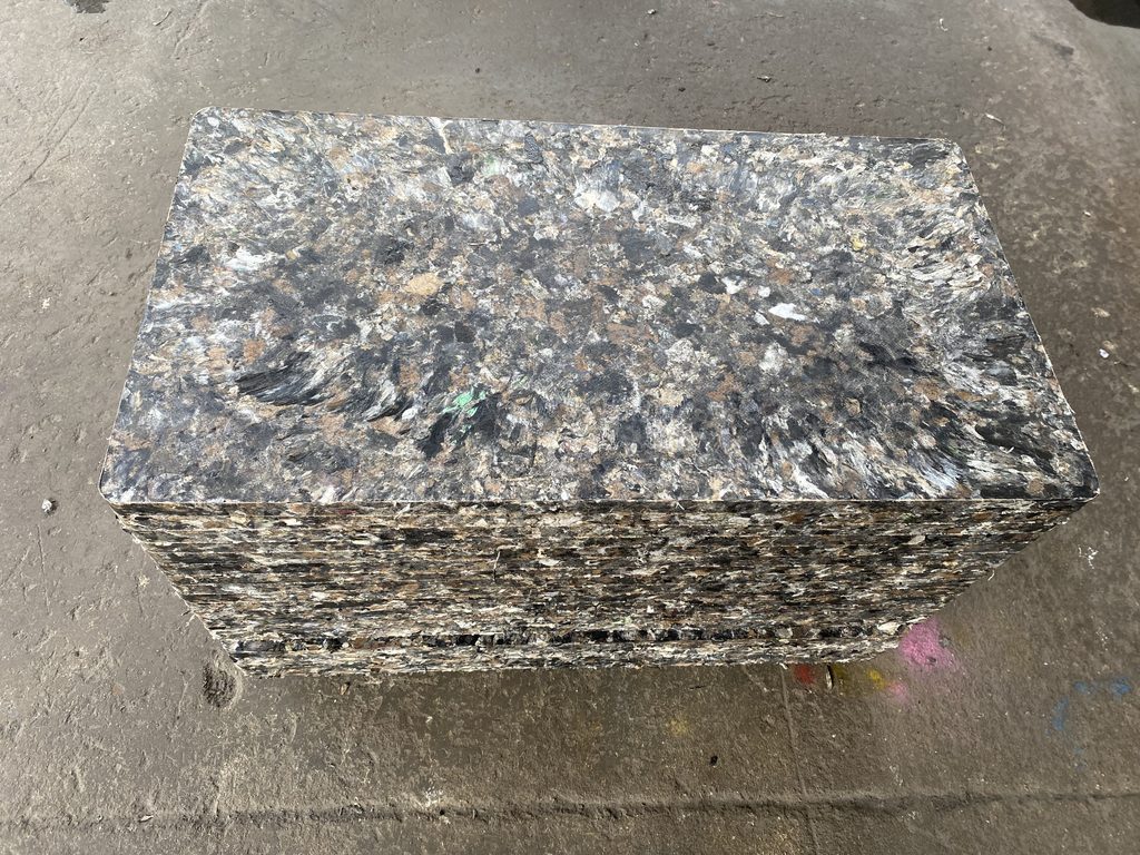 GMT fiber-reinforced composite brick pallet ready for international export without ISPM 15 treatment